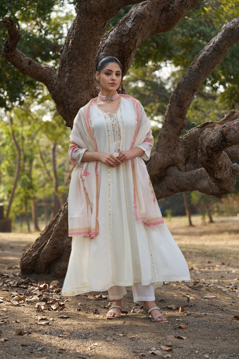 Pearl Ivory Mul Chanderi Mirror Embroidered Kurta Set — view 6