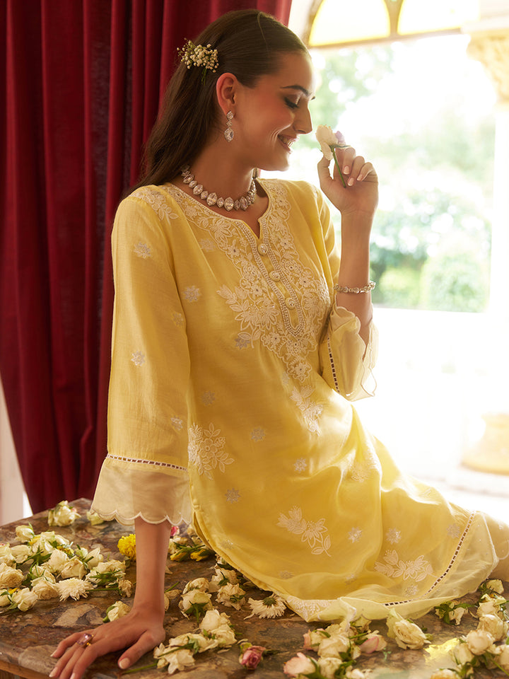 Crafted in luxurious viscose fabric, this co-ord set features a classic round neckline. Shop Now!
