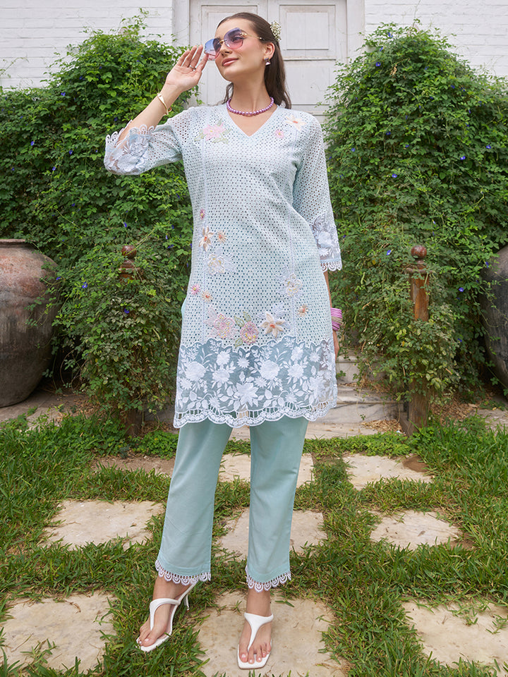 This V-neck co-ord set features delicate floral surface ornamentation for a graceful look. Shop Now!