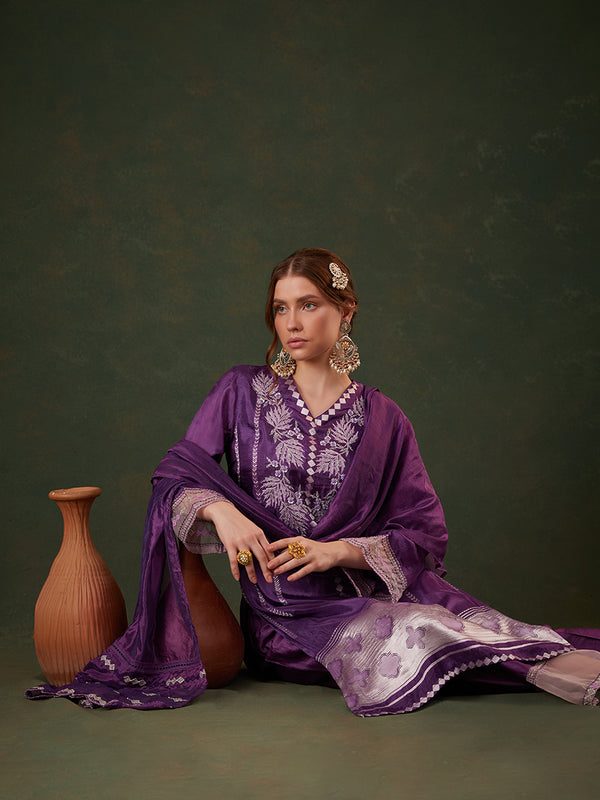 Purple Jacquard Floral Embroidered Kurta Set with Organza Dupatta