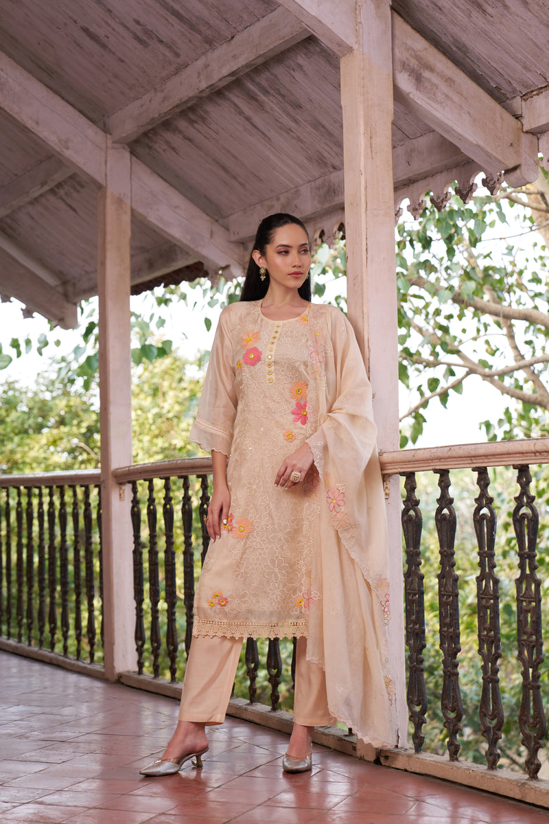 Peach Bloom Murmurry Silk Floral Embroidered Kurta Set — view 4