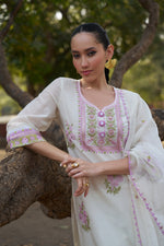 Pearl Ivory Mul Chanderi Hand-Embroidered Kurta Set
