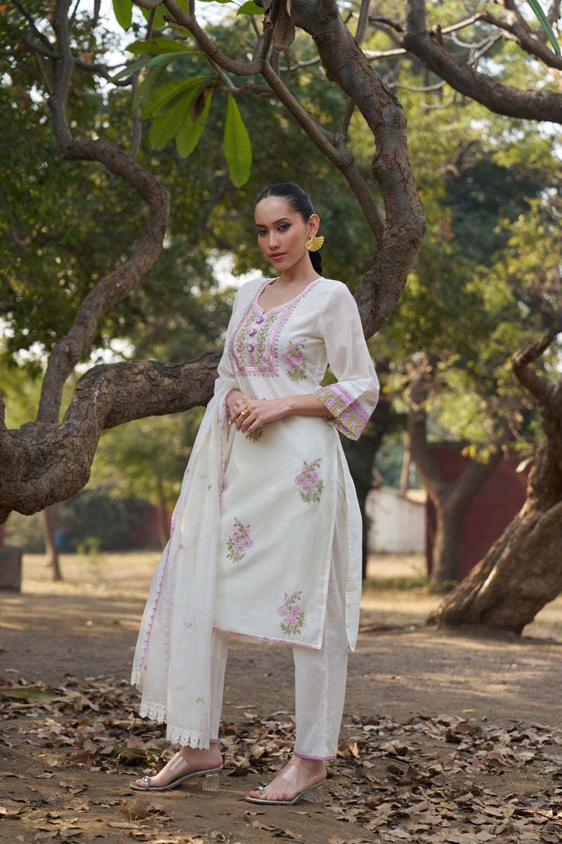 Pearl Ivory Mul Chanderi Hand-Embroidered Kurta Set — view 5